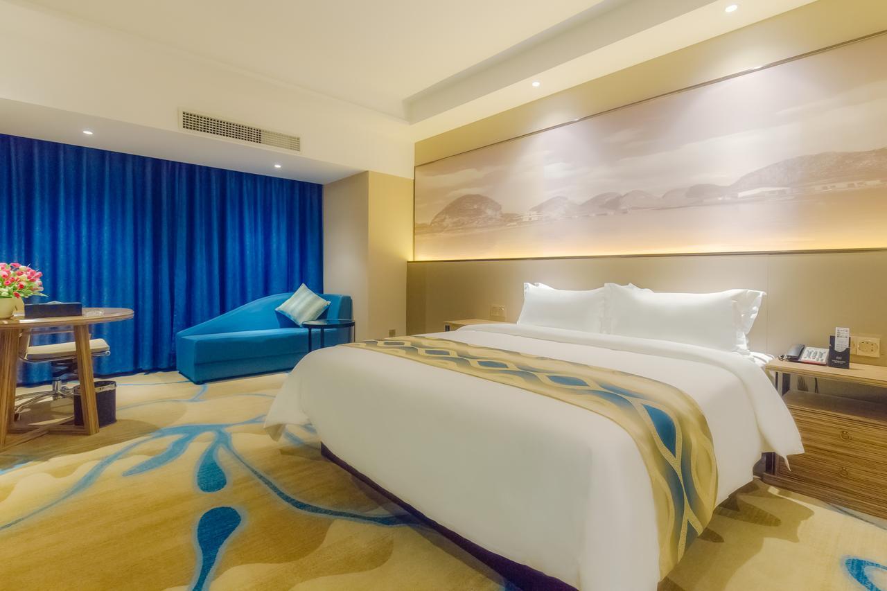 Manhatton Hotel Guilin North Railway Station Экстерьер фото