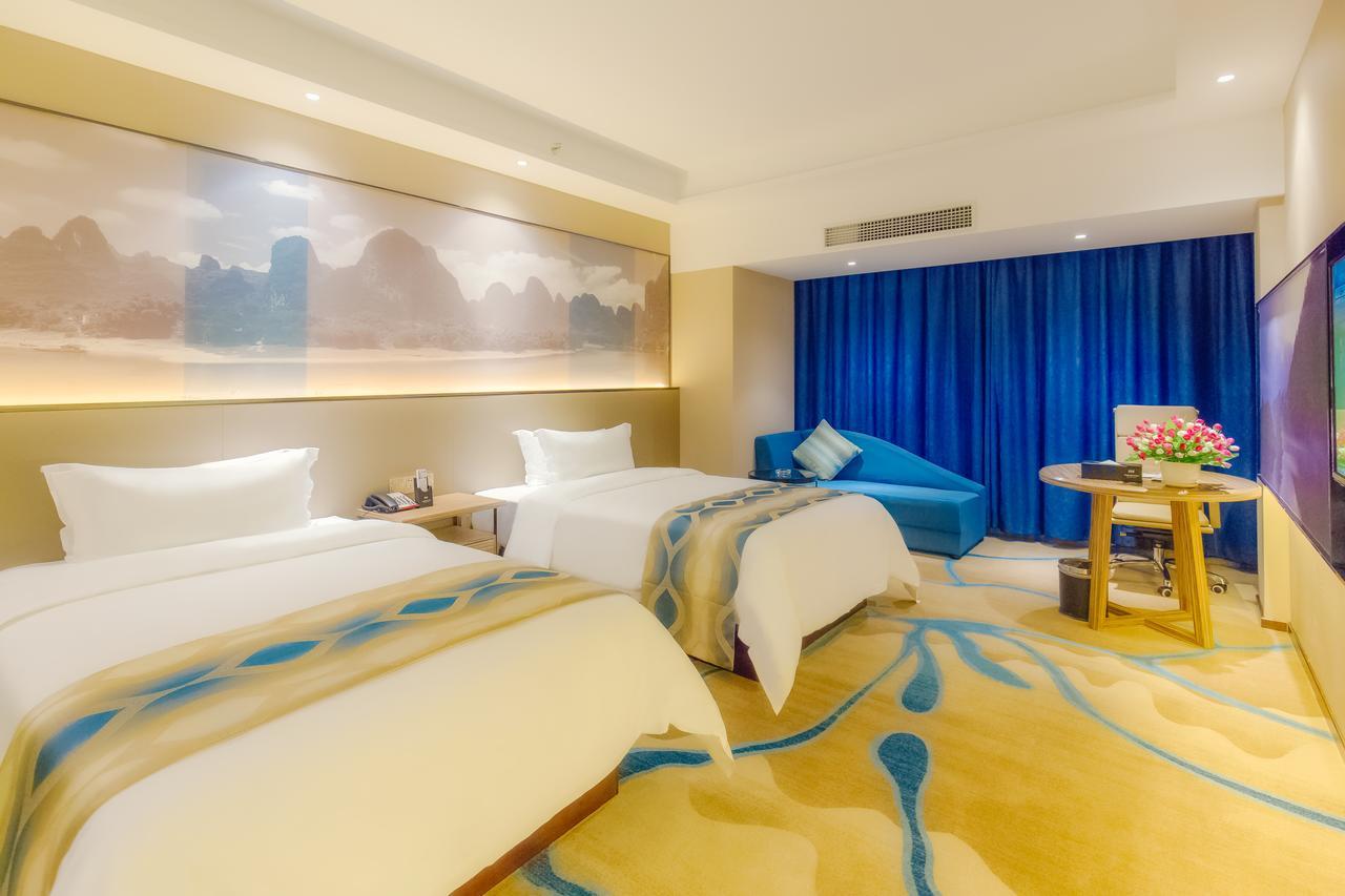 Manhatton Hotel Guilin North Railway Station Экстерьер фото